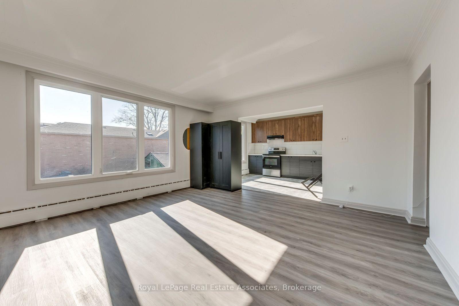 36royal-york-road-etobicoke-ontario-w13473570
