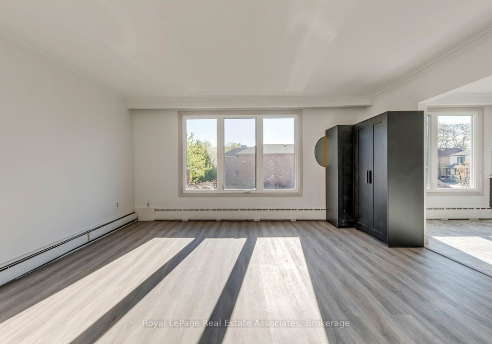 36royal-york-road-etobicoke-ontario-w13473570