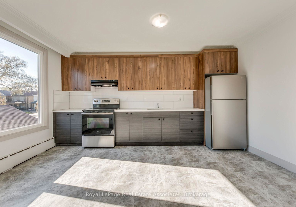36royal-york-road-etobicoke-ontario-w13473570