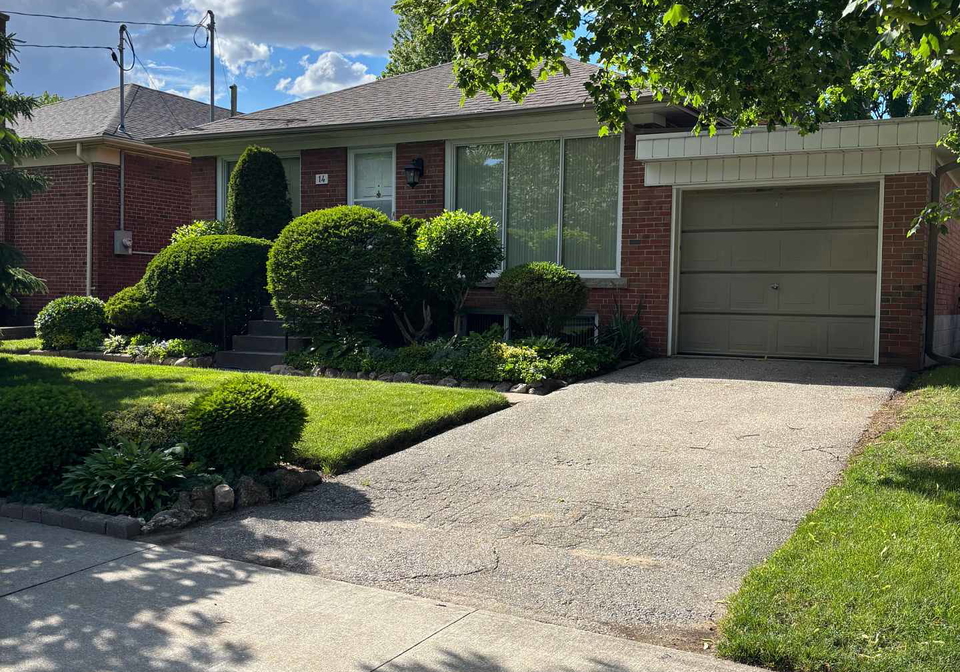 14-claymore-drive-etobicoke-ontario-w13473646