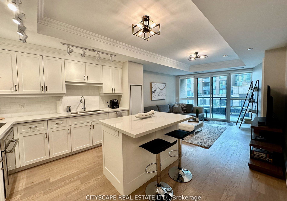 2060-lakeshore-road-burlington-ontario-w13473656