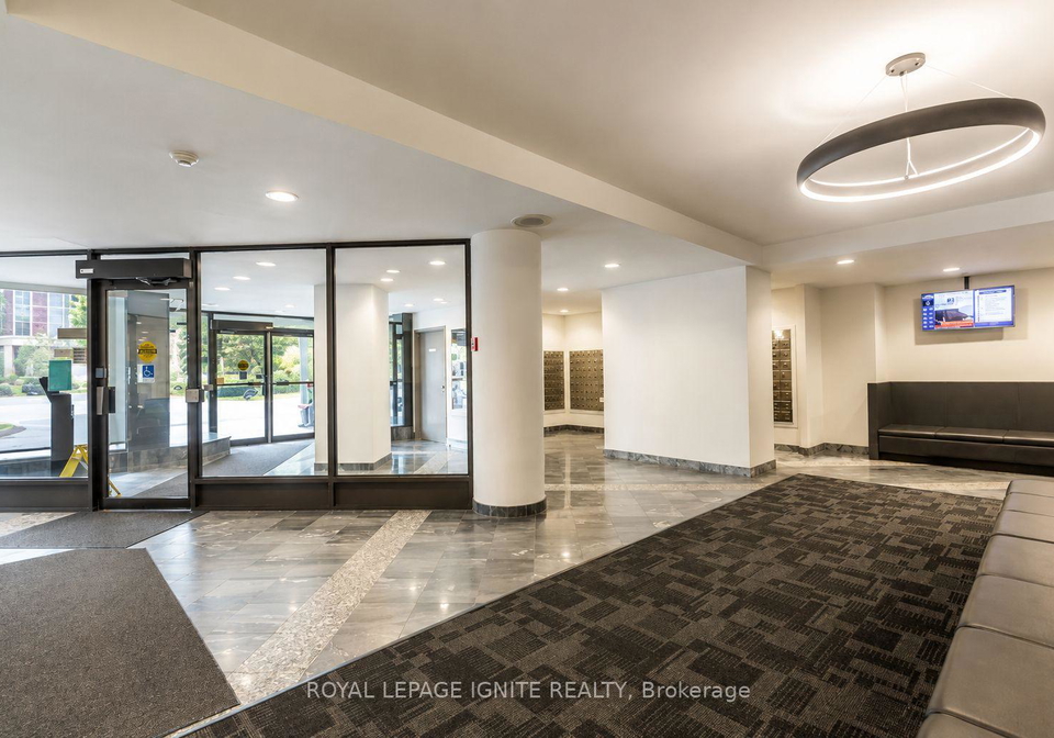 350-webb-drive-mississauga-ontario-w13474006