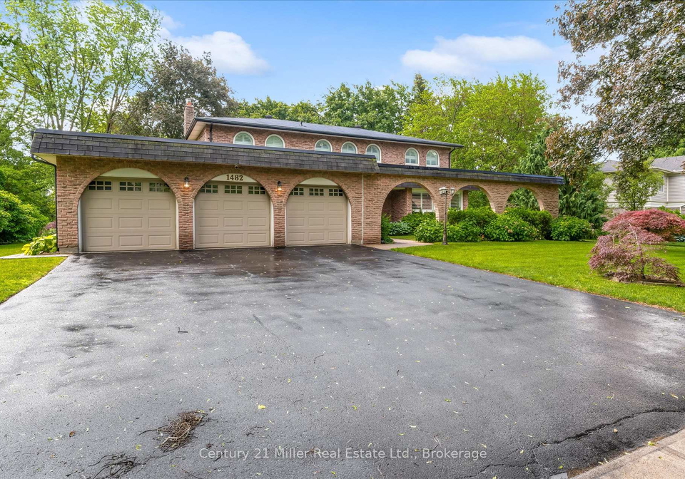 1482-caulder-drive-oakville-ontario-w13474034