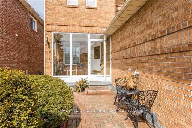 22-matterdale-avenue-brampton-ontario-w13474092