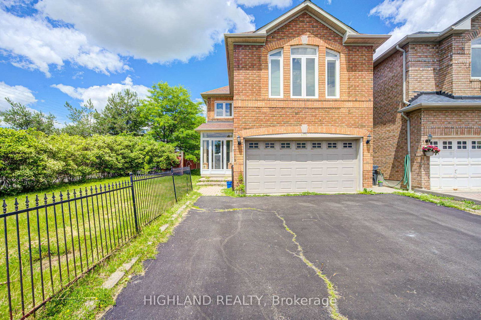 5327-landsborough-avenue-mississauga-ontario-w13474334