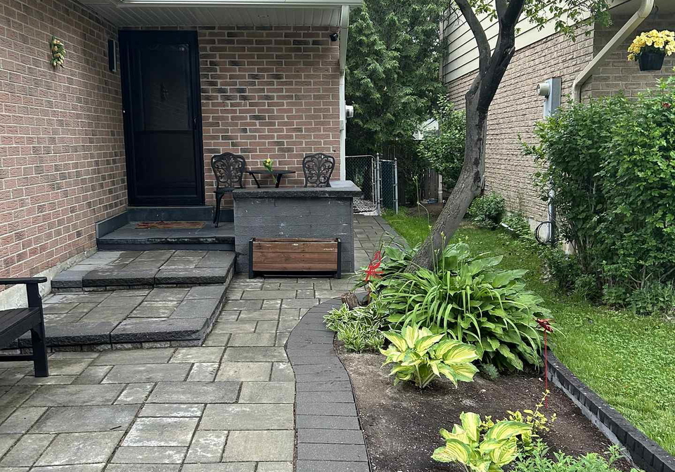 7025-hickling-crescent-mississauga-ontario-w13474338