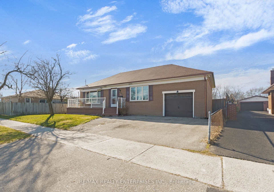 951-atwater-avenue-mississauga-ontario-w13474370