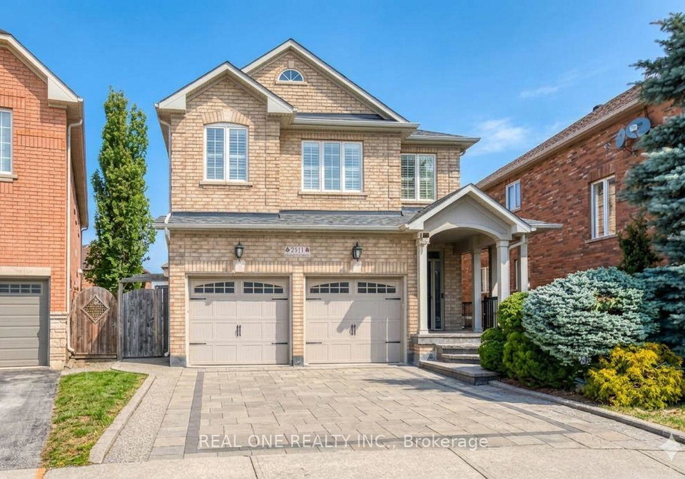 2511-felhaber-crescent-oakville-ontario-w13474378