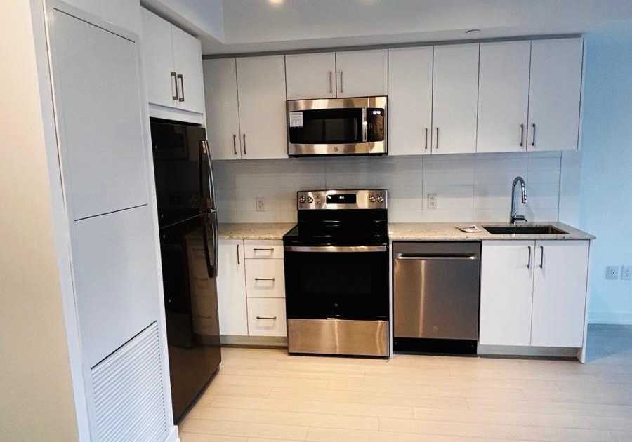 4010-eglinton-avenue-etobicoke-ontario-w13474450