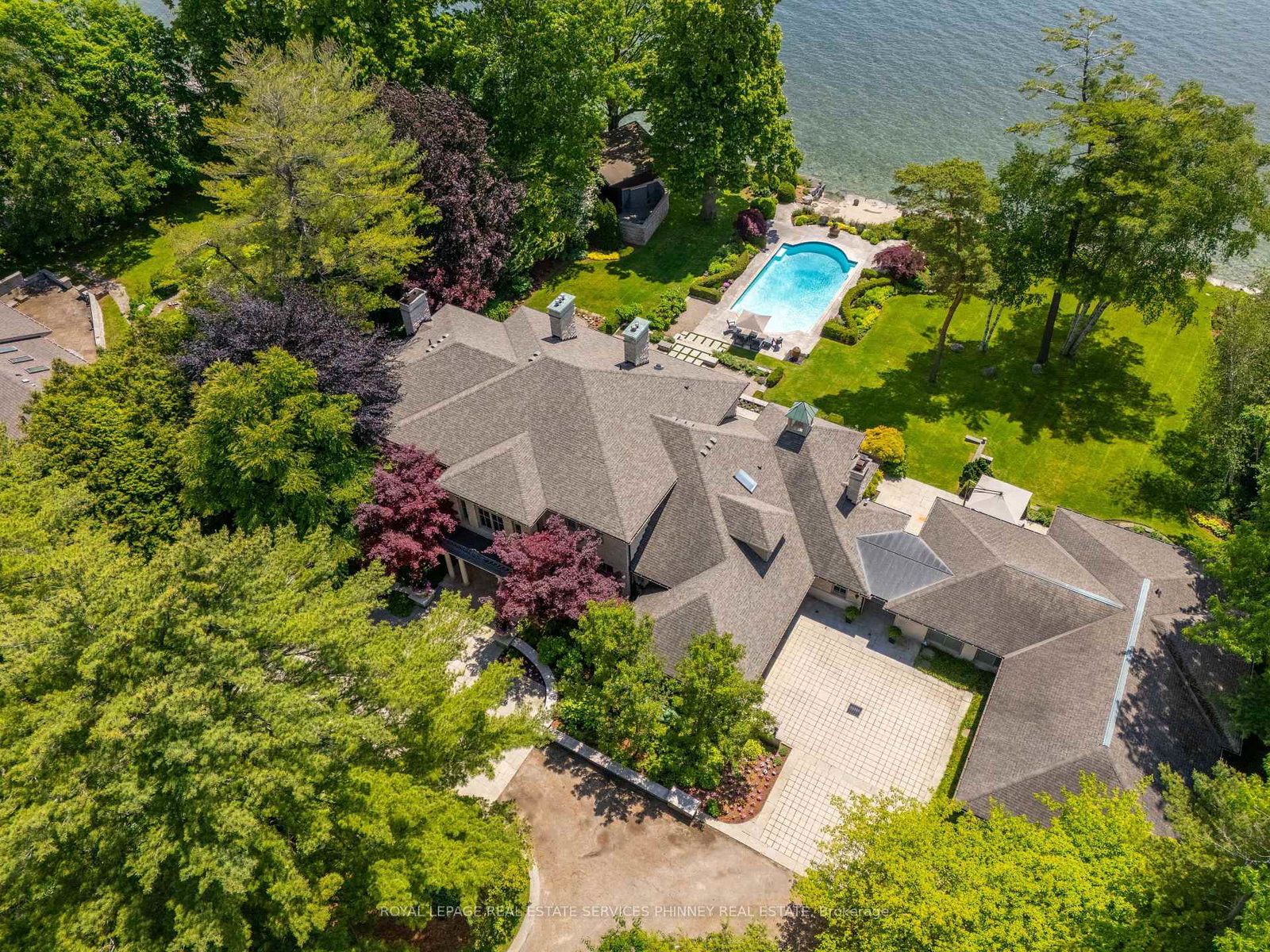 35-brentwood-road-oakville-ontario-w13474492