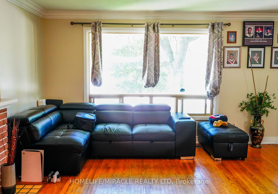 19-amberwood-road-etobicoke-ontario-w13474566
