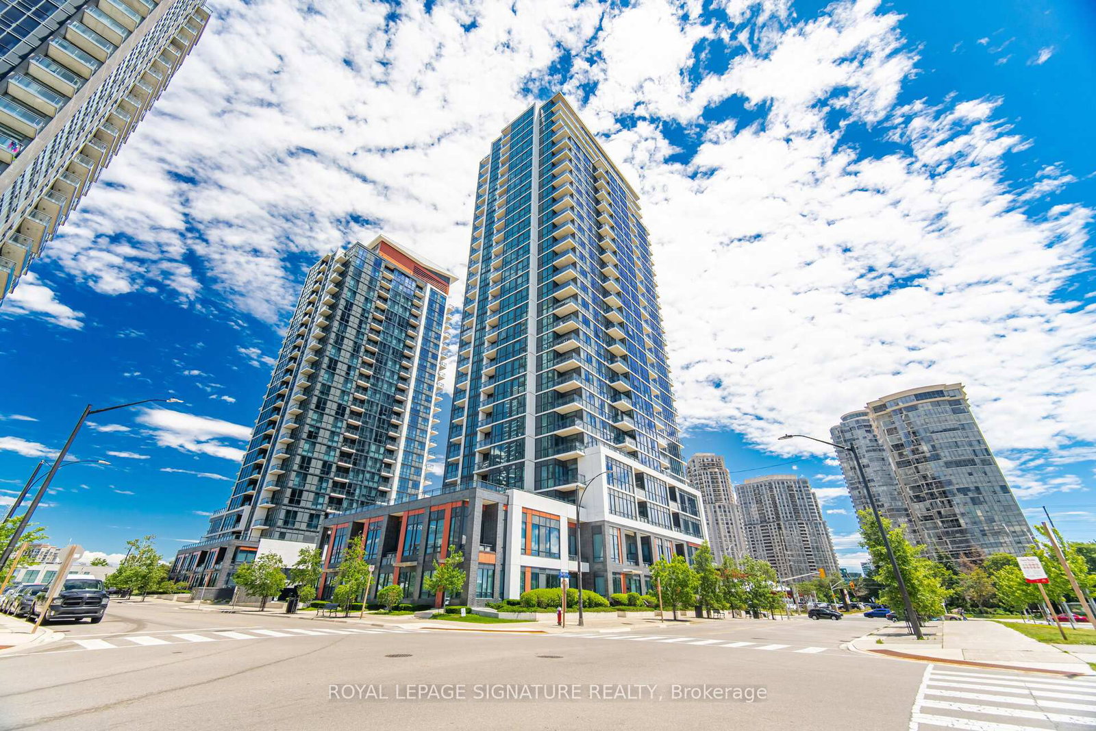 75-eglinton-avenue-w-mississauga-ontario-w13474586