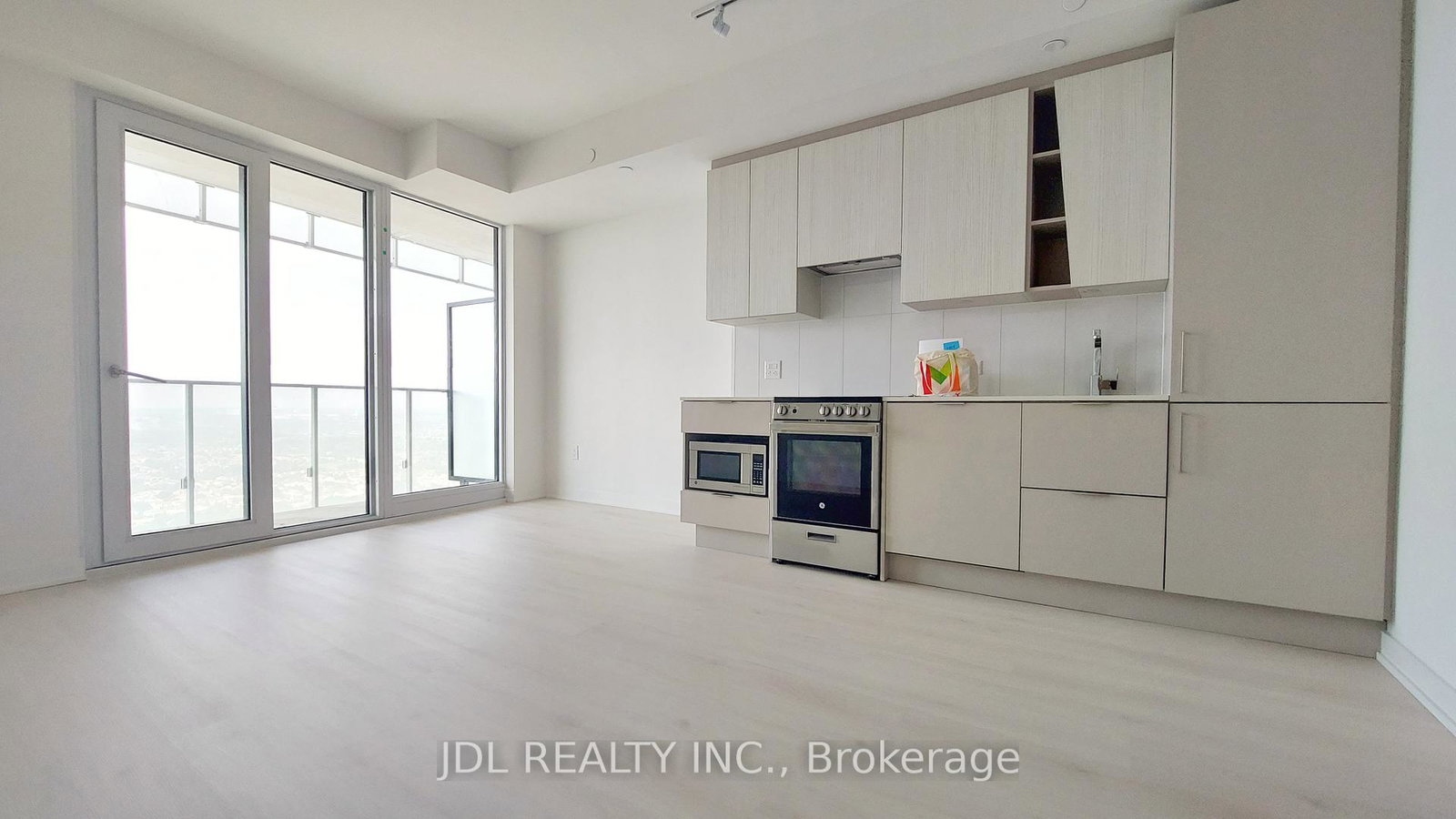 3900-confederation-parkway-mississauga-ontario-w13474614