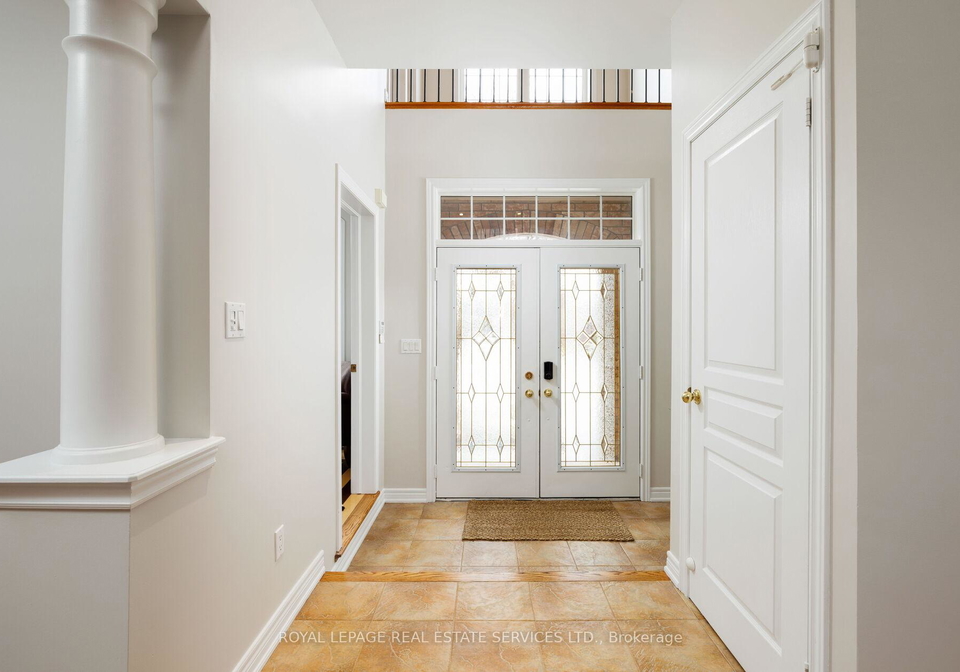 2313-coronation-drive-oakville-ontario-w13474656