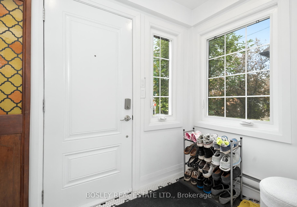 6-ridley-gardens-toronto-ontario-w13474716