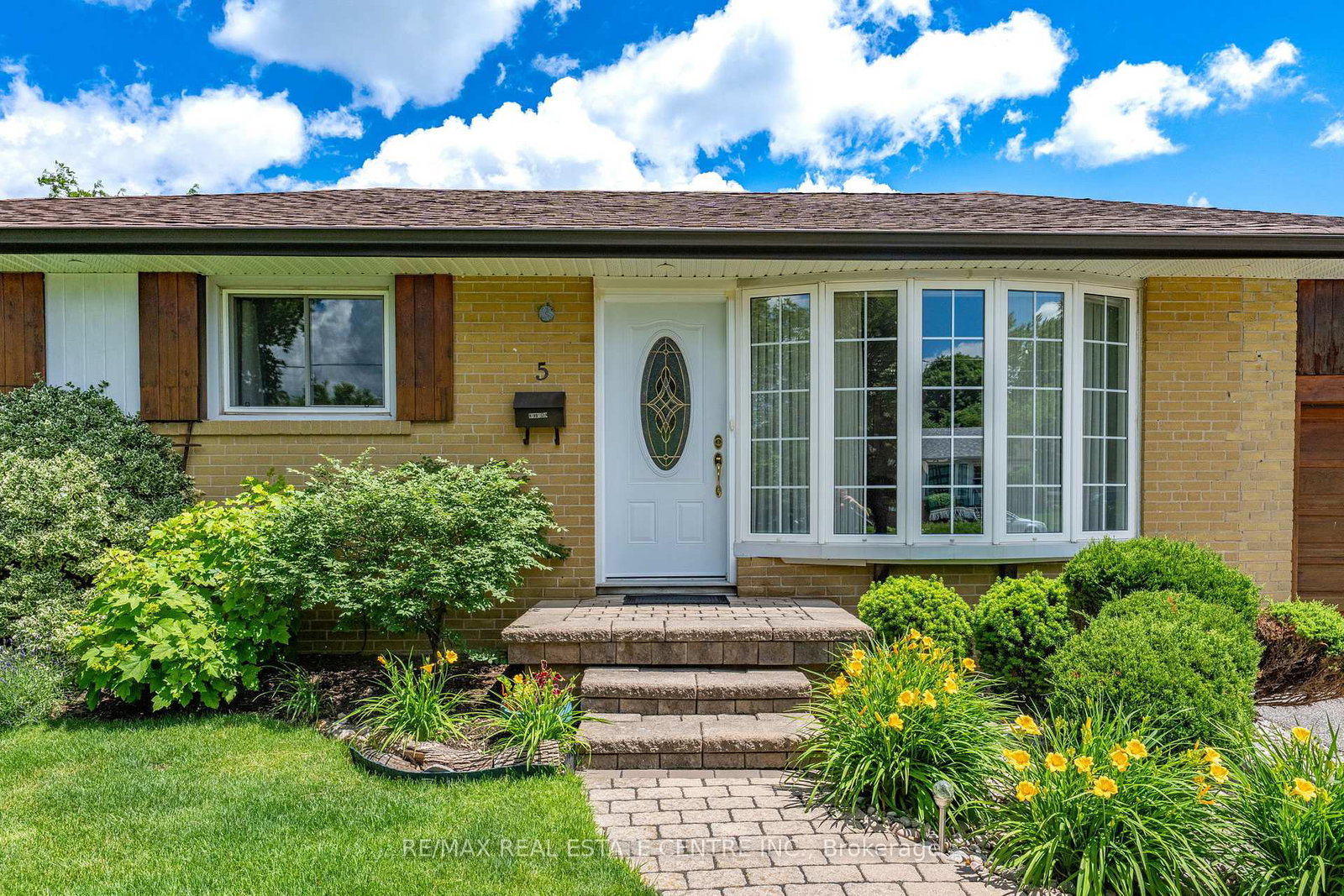 5-hale-drive-halton-hills-ontario-w13474780