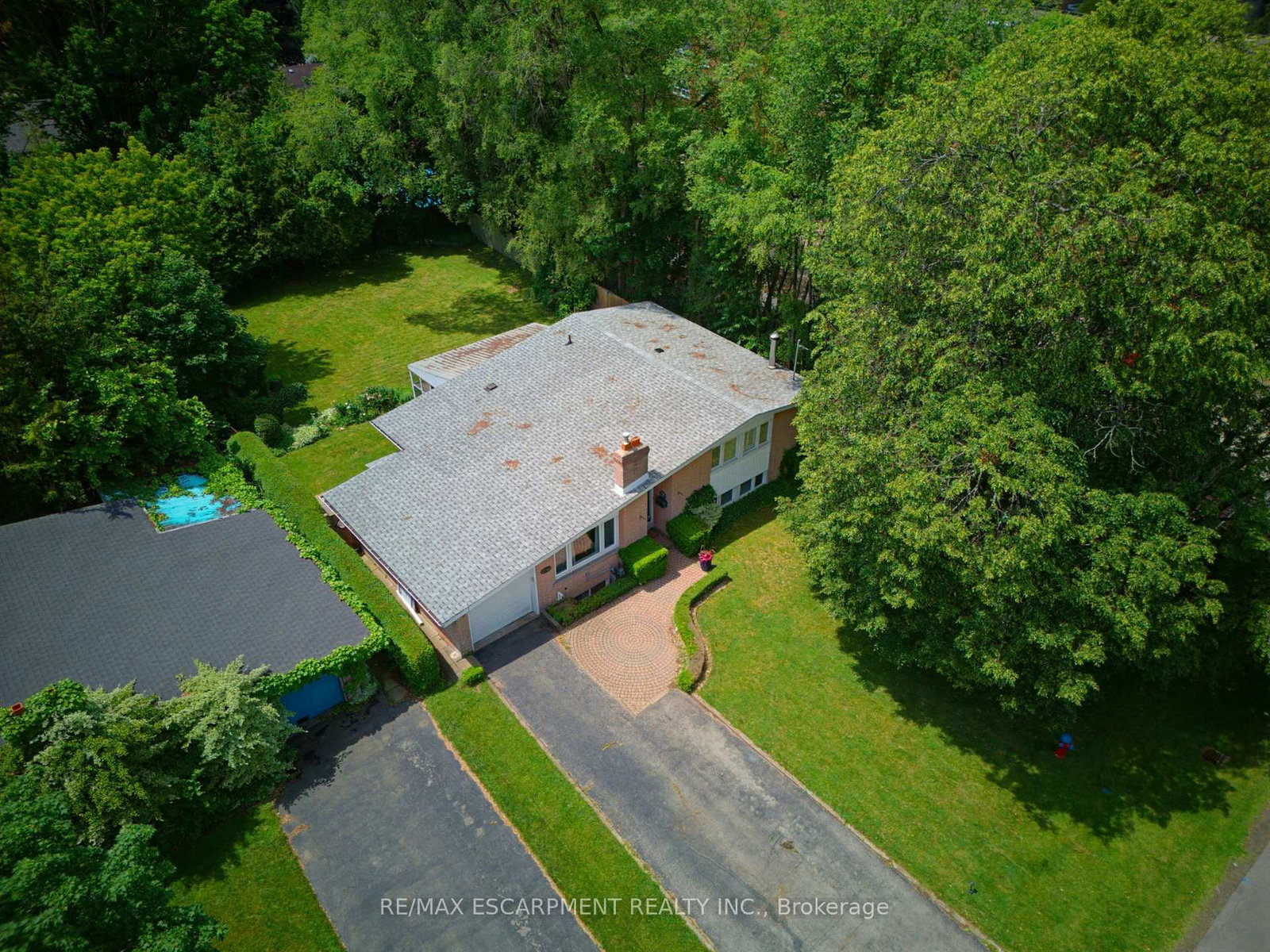 320-river-side-drive-oakville-ontario-w13474802
