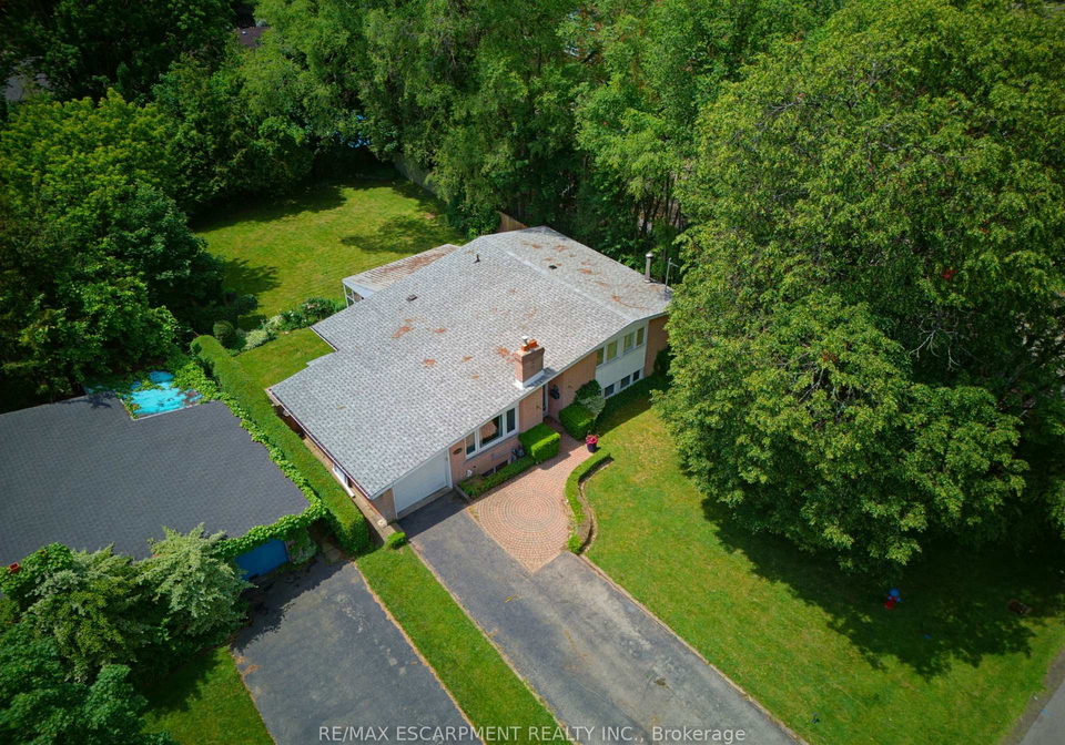 320-river-side-drive-oakville-ontario-w13474802