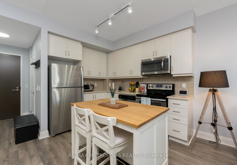 15-zorra-street-etobicoke-ontario-w13474876