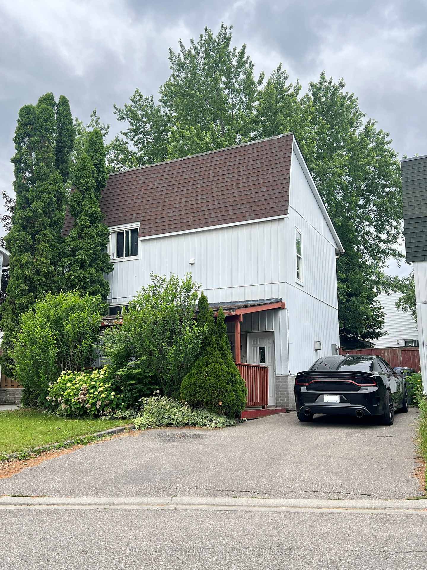 8-grand-river-court-brampton-ontario-w13474890