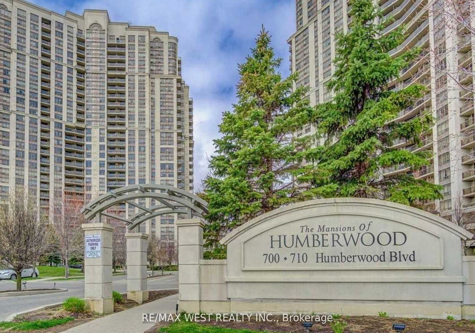 700-humberwood-boulevard-etobicoke-ontario-w13475020