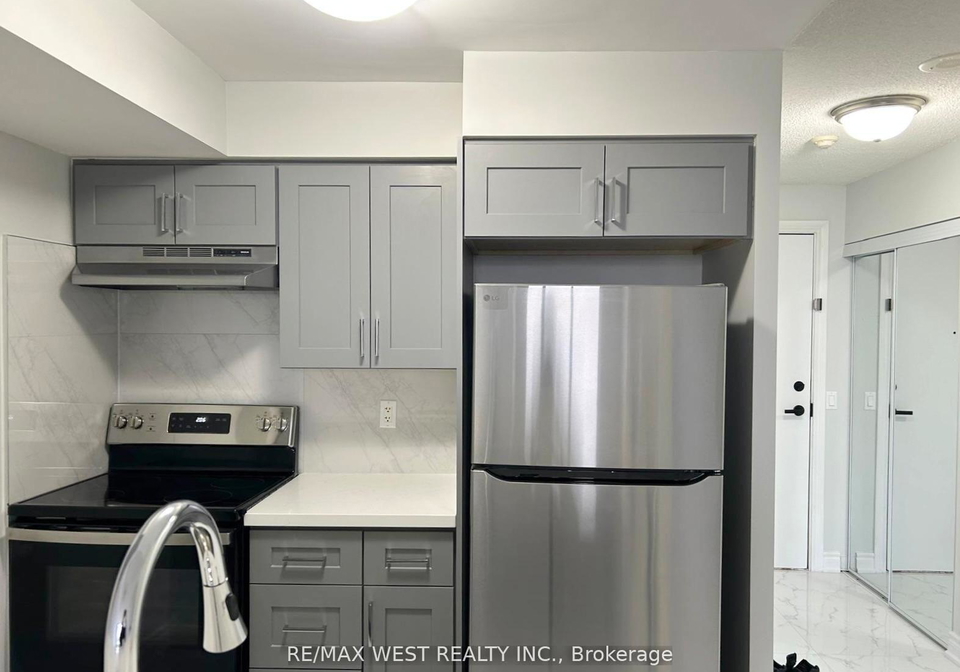 700-humberwood-boulevard-etobicoke-ontario-w13475020