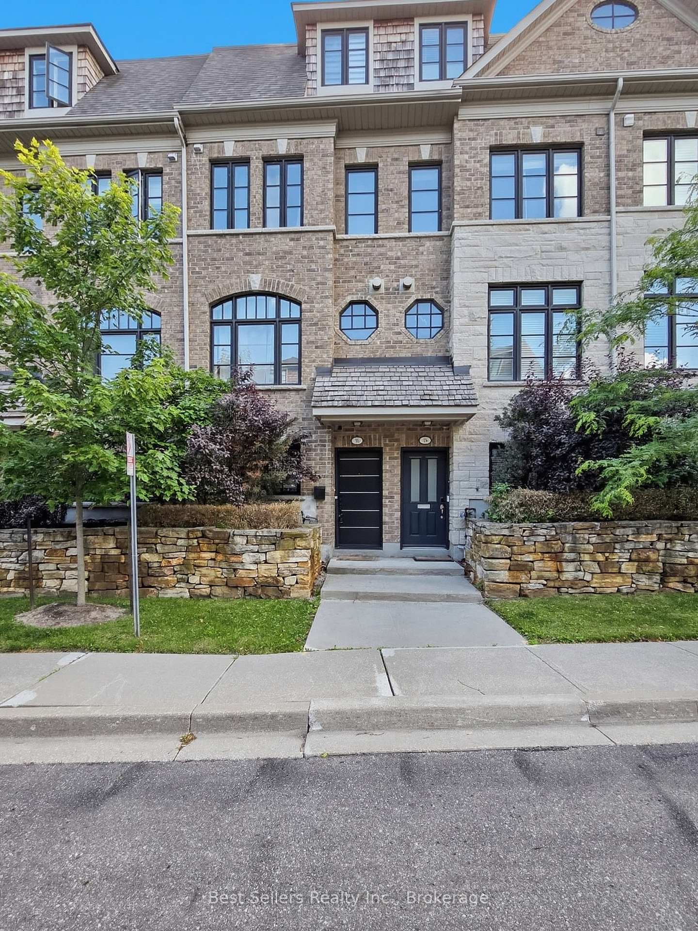 1812-burnhamthorpe-road-e-mississauga-ontario-w13475056
