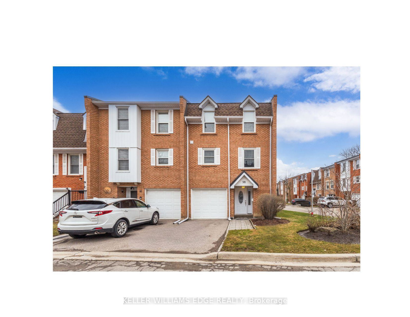 333-meadows-boulevard-mississauga-ontario-w13475076