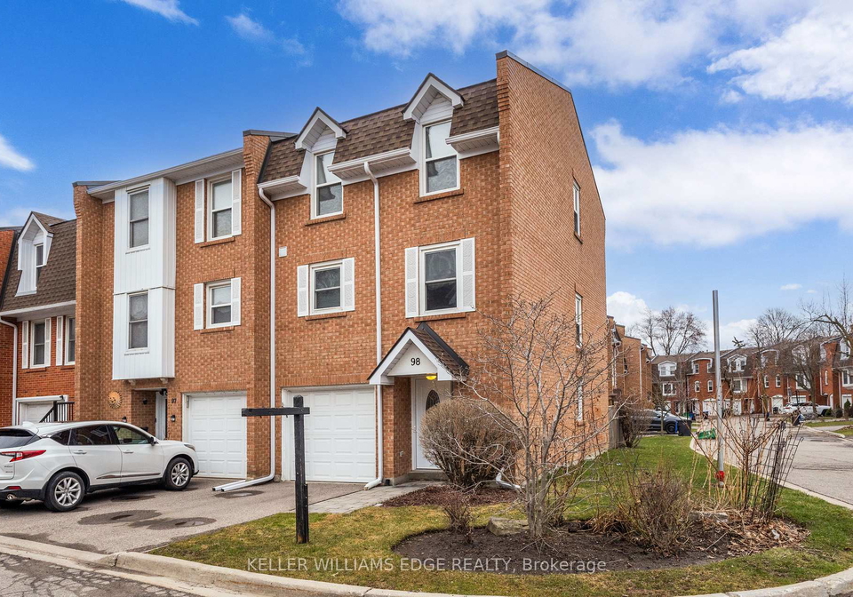 333-meadows-boulevard-mississauga-ontario-w13475076
