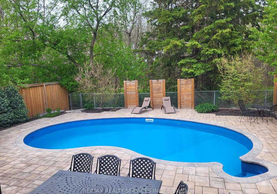 28-chickadee-crescent-brampton-ontario-w13475404