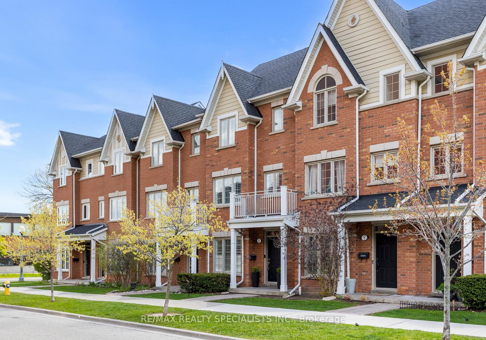 201-tenth-street-etobicoke-ontario-w13475406