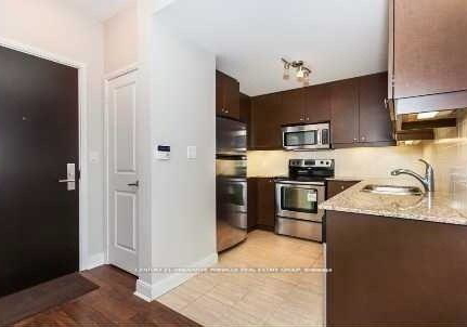 50-absolute-avenue-mississauga-ontario-w13475788