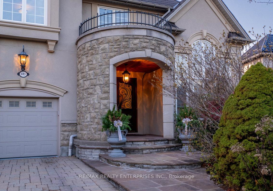 683-canyon-street-mississauga-ontario-w13475806