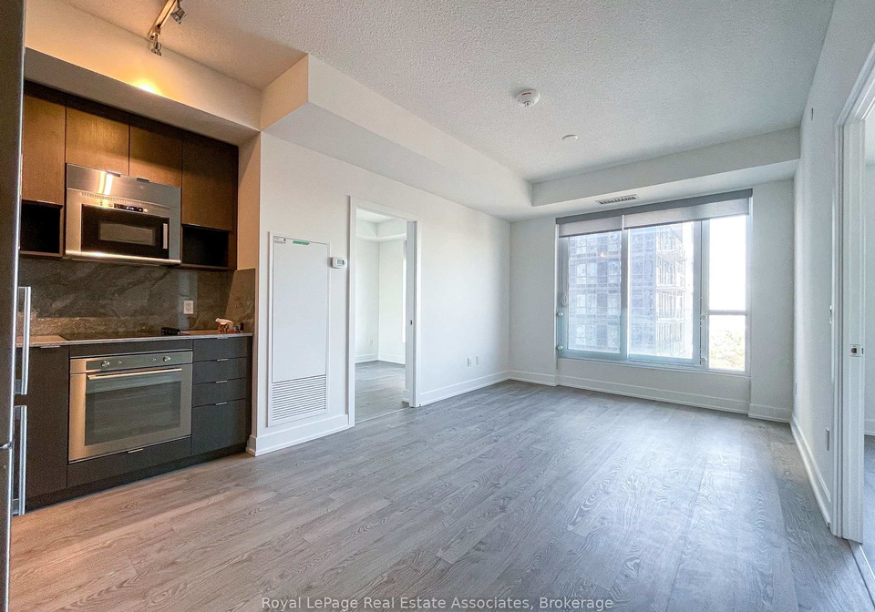 7-mabelle-avenue-etobicoke-ontario-w13475874