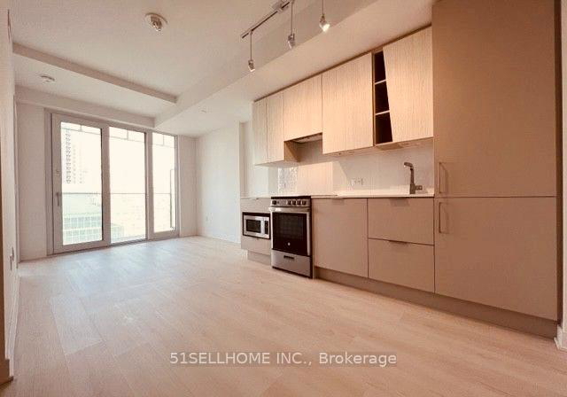 3900-confederation-parkway-mississauga-ontario-w13475976