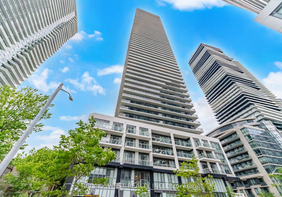 70-annie-craig-drive-s-etobicoke-ontario-w13475986
