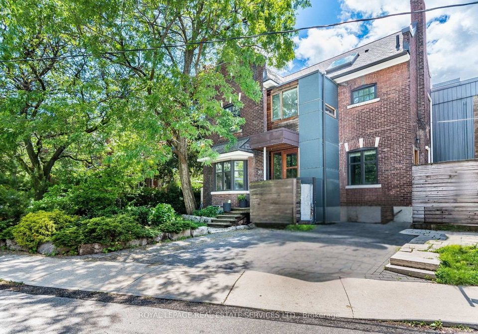 241-garden-avenue-toronto-ontario-w13476092