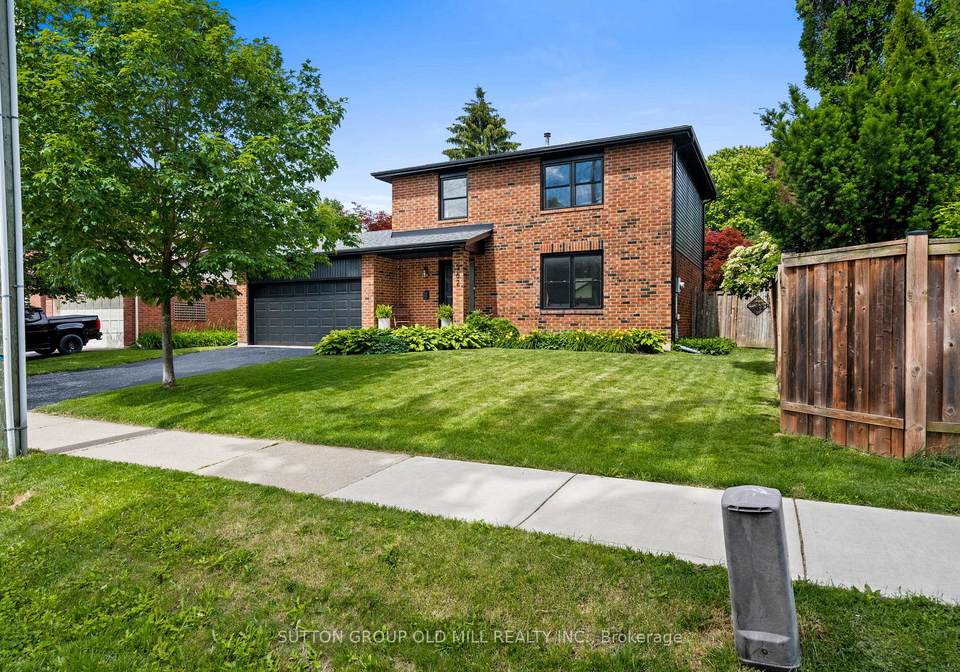 262-chalmers-street-oakville-ontario-w13476386