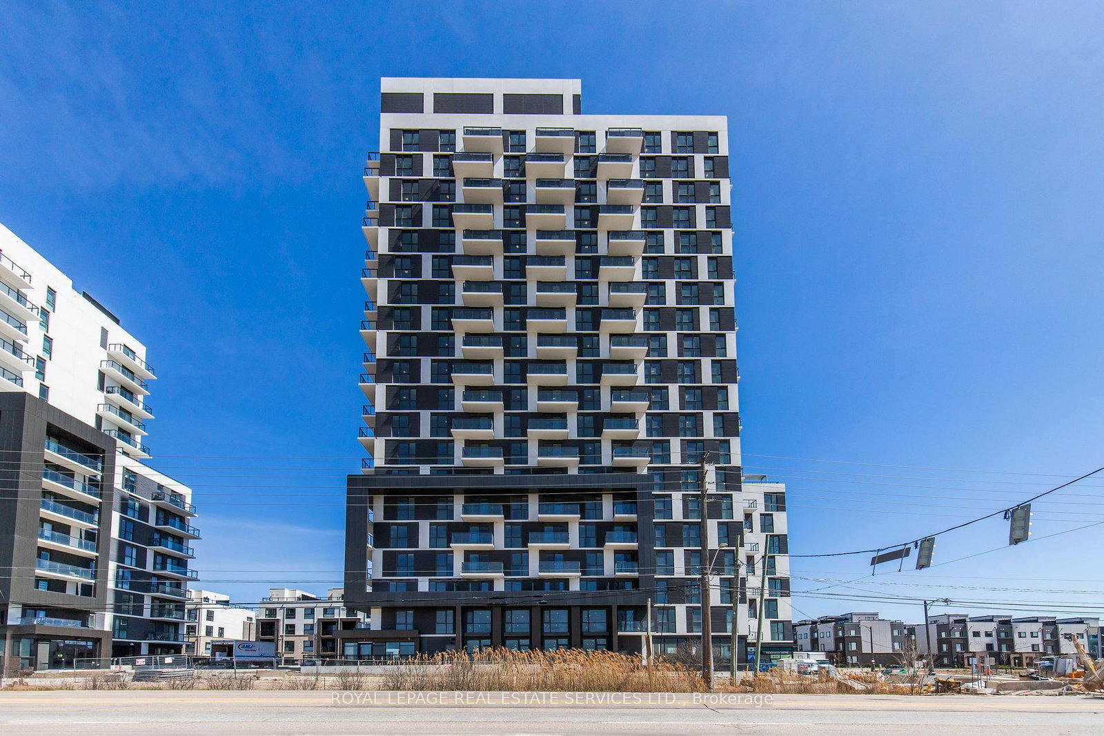 335-wheat-boom-drive-oakville-ontario-w13477004