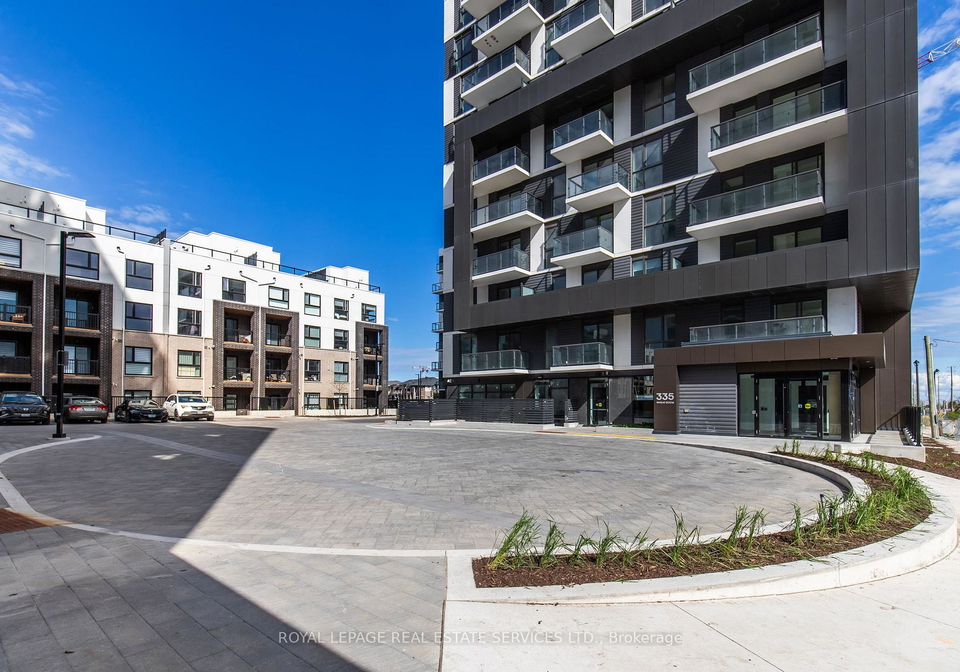 335-wheat-boom-drive-oakville-ontario-w13477004