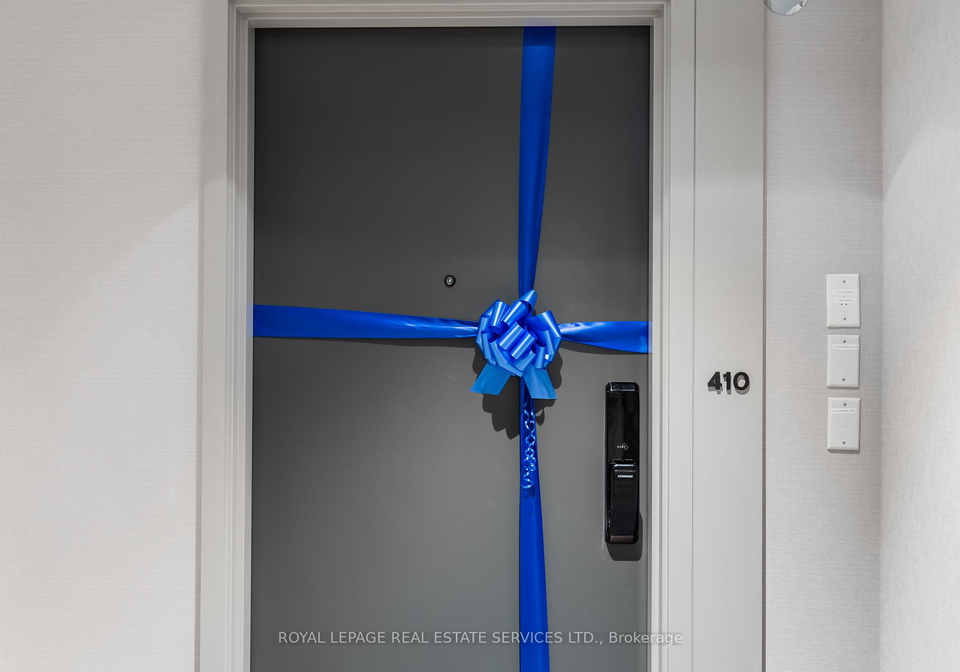 335-wheat-boom-drive-oakville-ontario-w13477004