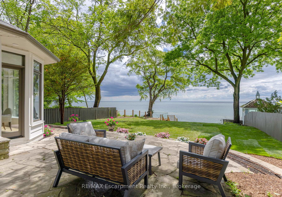 21-second-street-oakville-ontario-w13477118