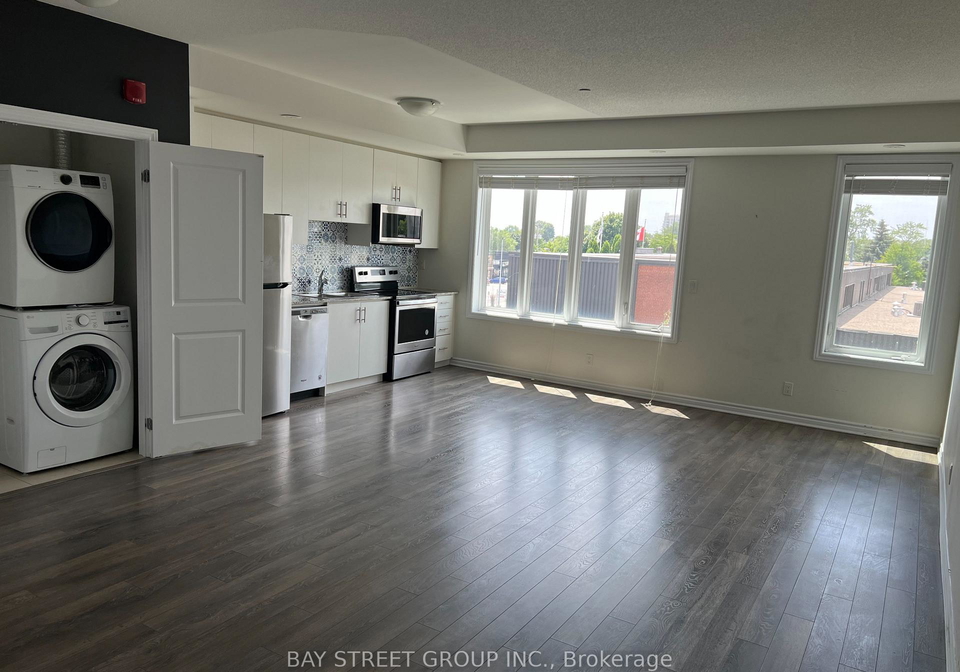95-eastwood-park-gardens-etobicoke-ontario-w13477268