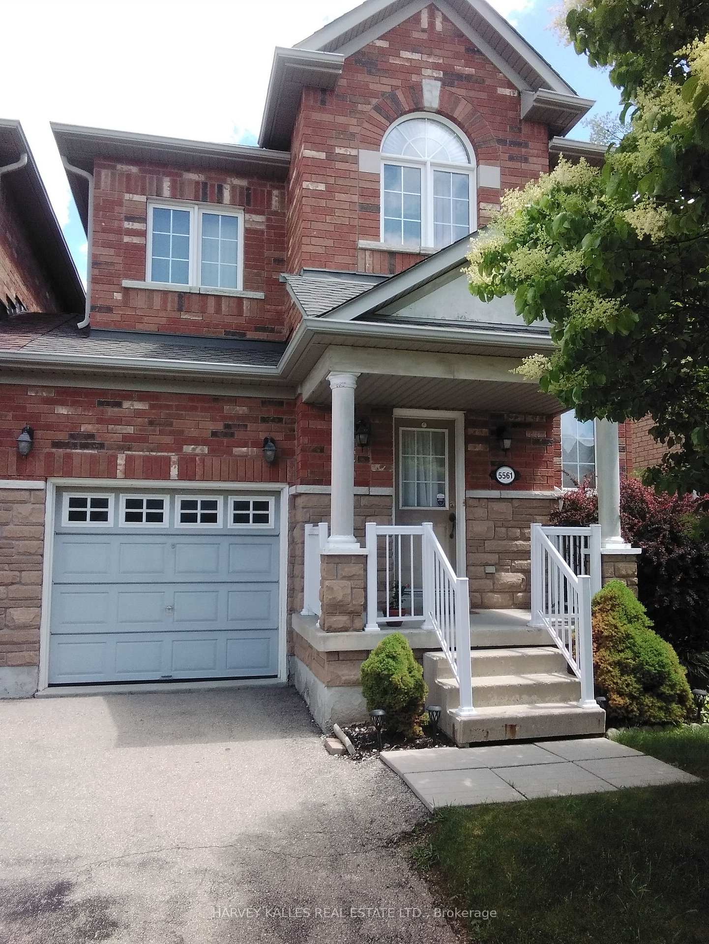 5561-katy-gate-mississauga-ontario-w13477656