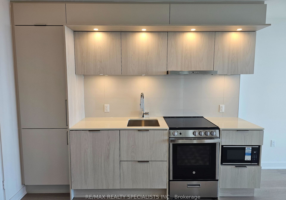 448-burnhamthorpe-road-w-mississauga-ontario-w13477972