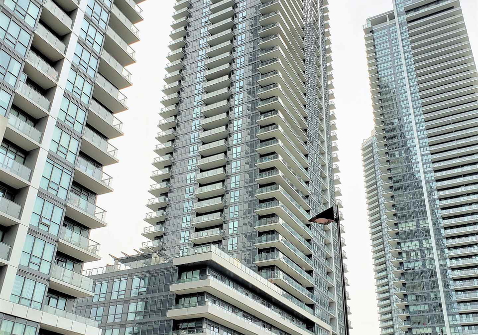 2220-lake-shore-boulevard-w-etobicoke-ontario-w13478114