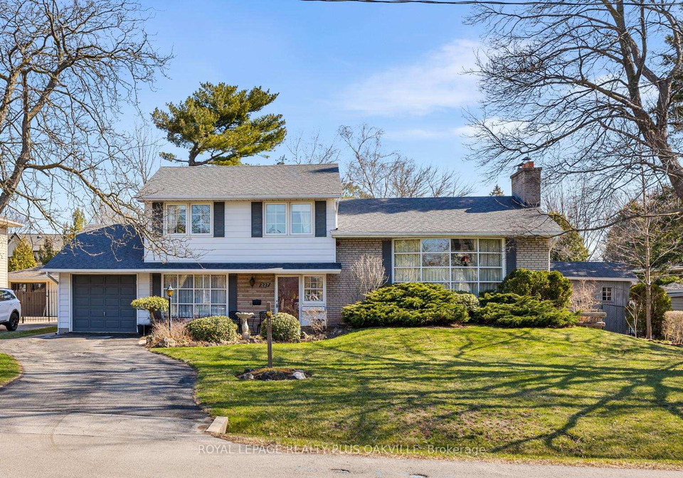 227-sandwell-drive-oakville-ontario-w13478212