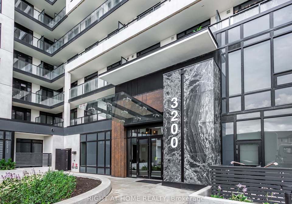 3200-william-coltson-avenue-oakville-ontario-w13478438