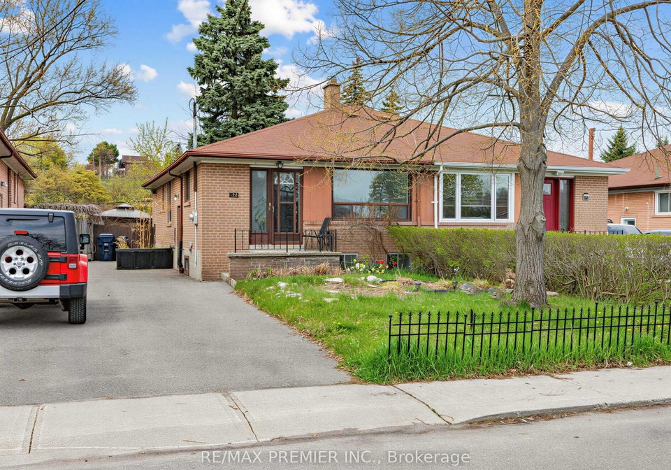 126-langden-avenue-toronto-ontario-w13478630