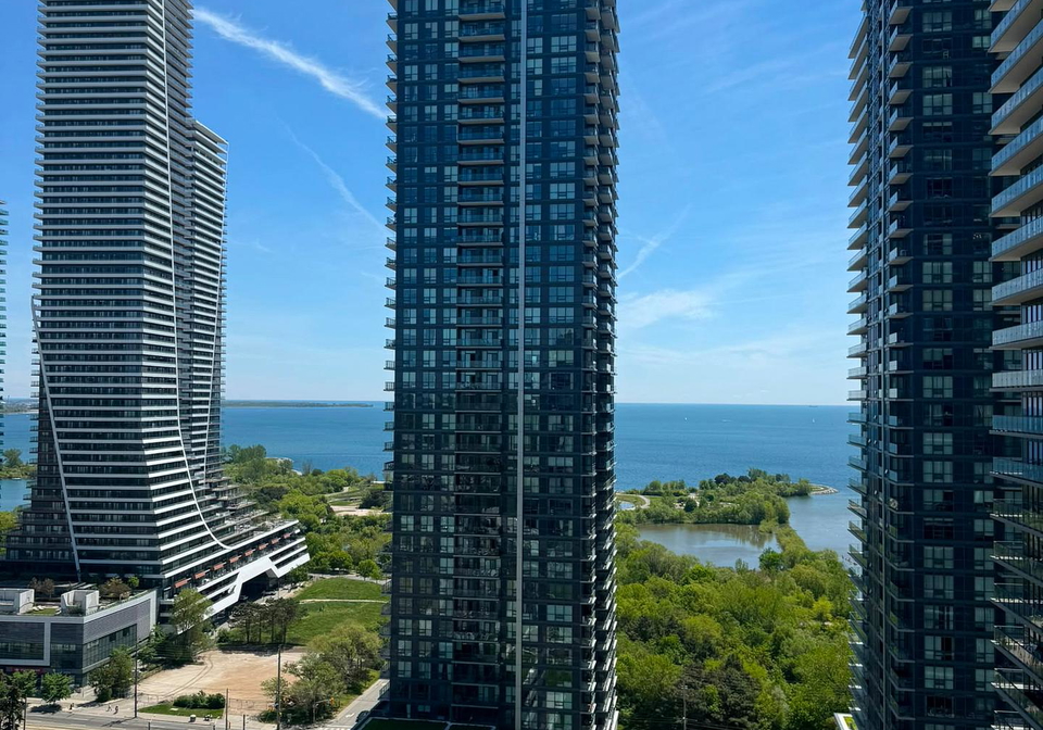10-park-lawn-road-etobicoke-ontario-w13478634